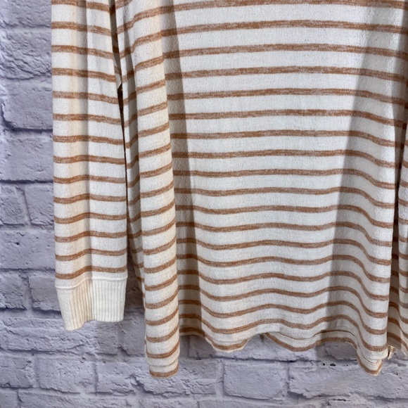 Abercrombie & Fitch Soft Cozy Neutral Striped Sweater Size XL - Picture 3 of 7